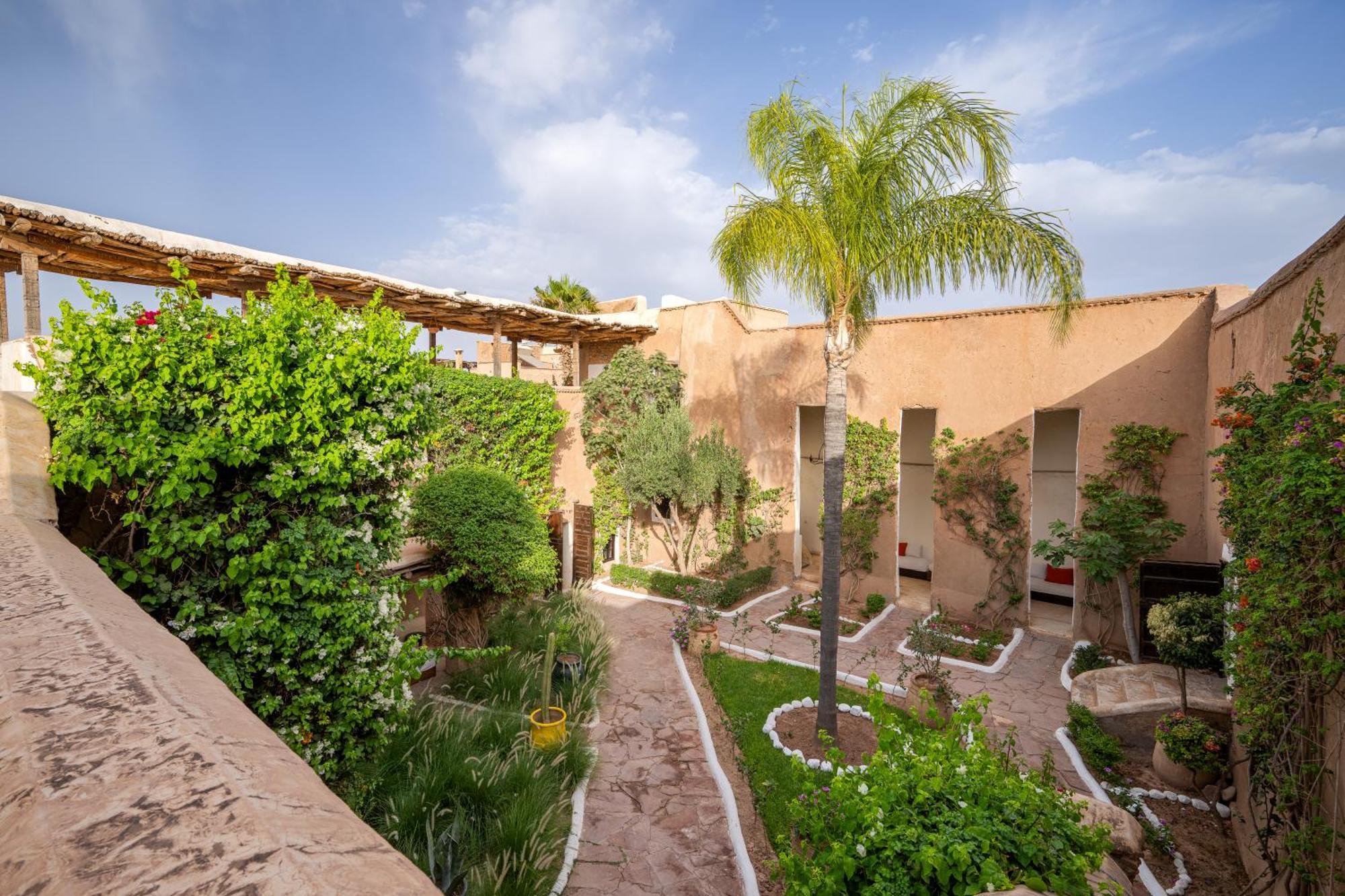 Tigmi Bed & Breakfast Oumnas Exterior foto
